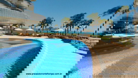 APARTMENT 3 SUITES OF HIGH STANDARD IN BUILDING FRONT TO THE SEA