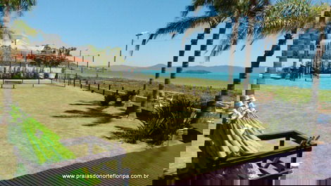 APARTMENT 3 SUITES OF HIGH STANDARD IN BUILDING FRONT TO THE SEA