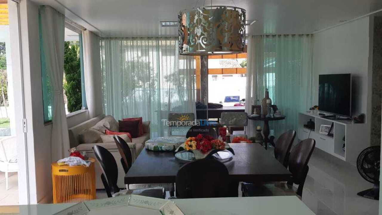 Casa para aluguel de temporada em Camaçari (Praia de Guarajuba)