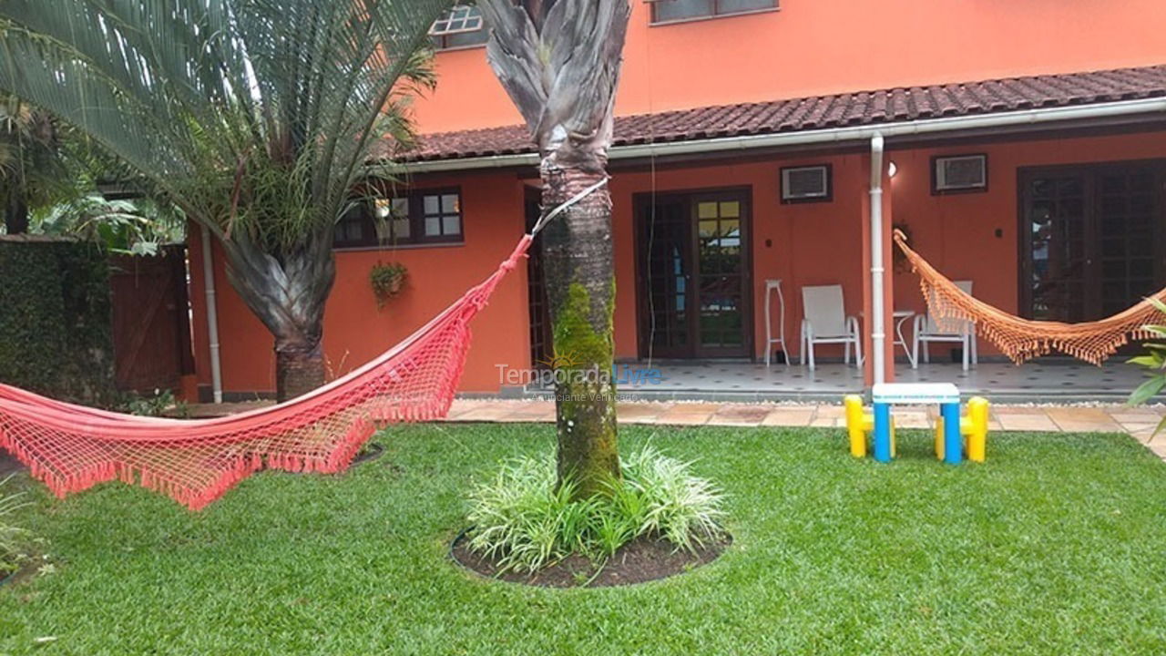 Casa para aluguel de temporada em São Sebastião (Praia da Jureia)