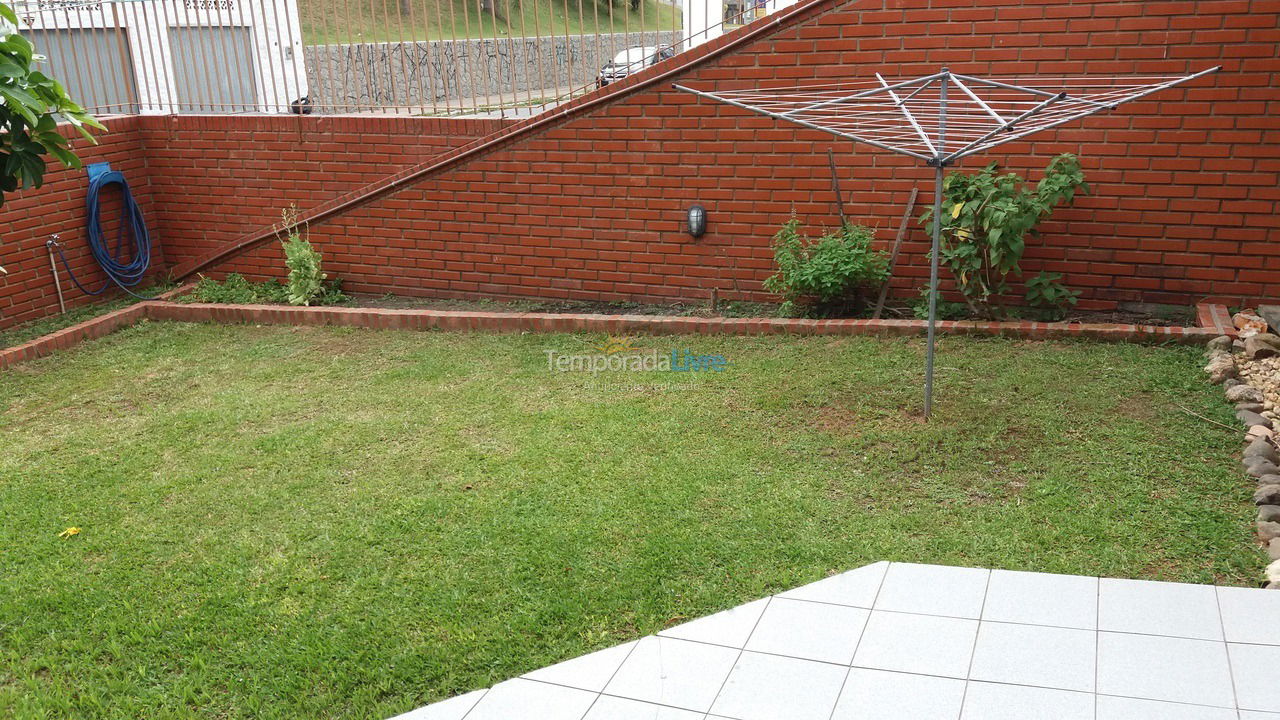 Casa para aluguel de temporada em Florianopolis (Praia dos Ingleses)