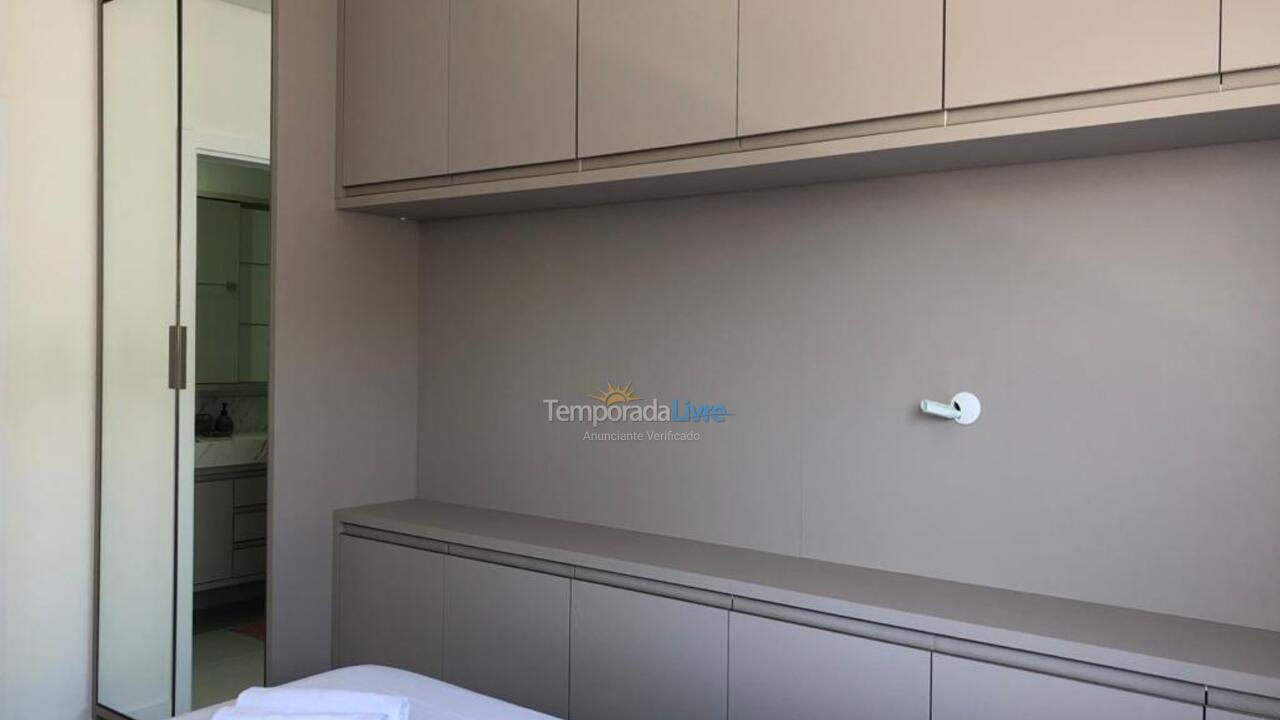Apartamento para aluguel de temporada em Florianopolis (Canasvieiras)