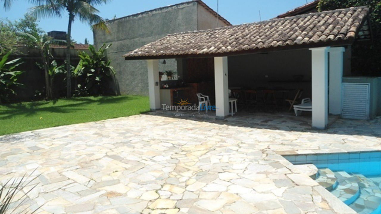 Casa para aluguel de temporada em Guarujá (Enseada)