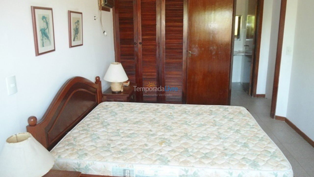 Casa para aluguel de temporada em Guarujá (Enseada)