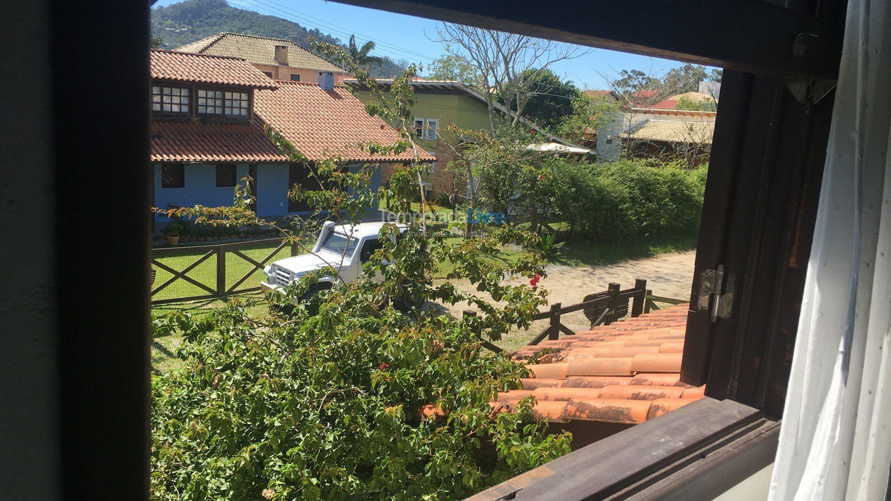 Casa para aluguel de temporada em Garopaba (Praia da Ferrugem)