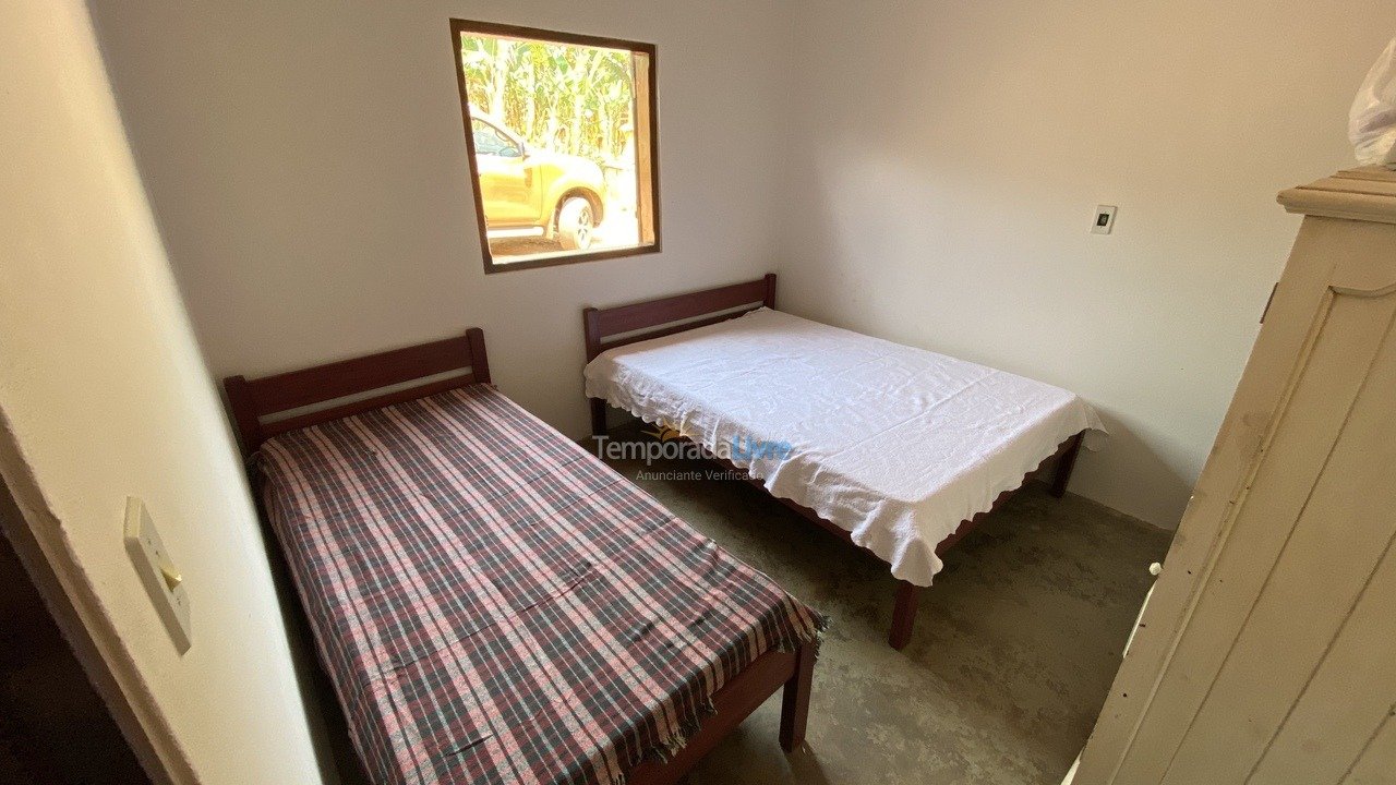 House for vacation rental in Delfinópolis (Estrada delfinópolis Cássia Zona Rural Proximo A Balsa)