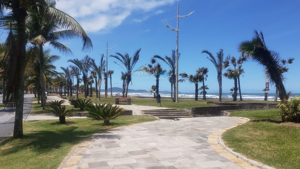 Apartment for vacation rental in Praia Grande (Vila Mirim)