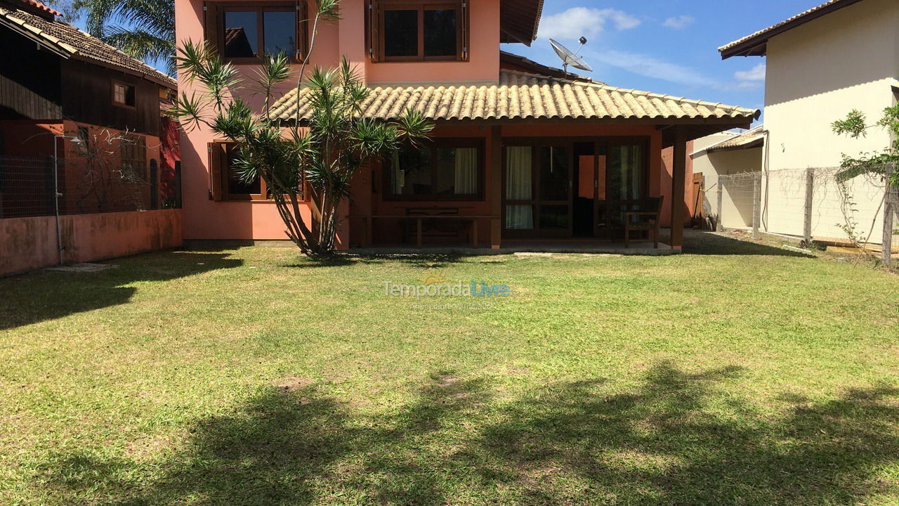 House for vacation rental in Garopaba (Praia da Ferrugem)