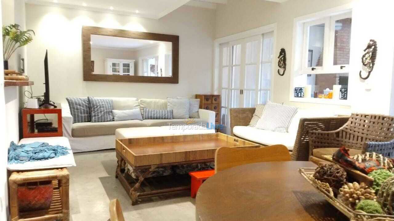 Casa para alquiler de vacaciones em São Sebastião (Juquehy)