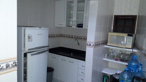 DUPLEX HOUSE 2 BEDROOMS 3 BLOCKS FROM PRAIA DO FORTE 5 MINUTES WALKING.
