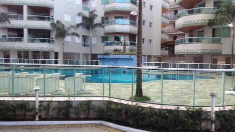 Fit 3 suites with air conditioning, 2 parking spaces, 100 meters from the beach