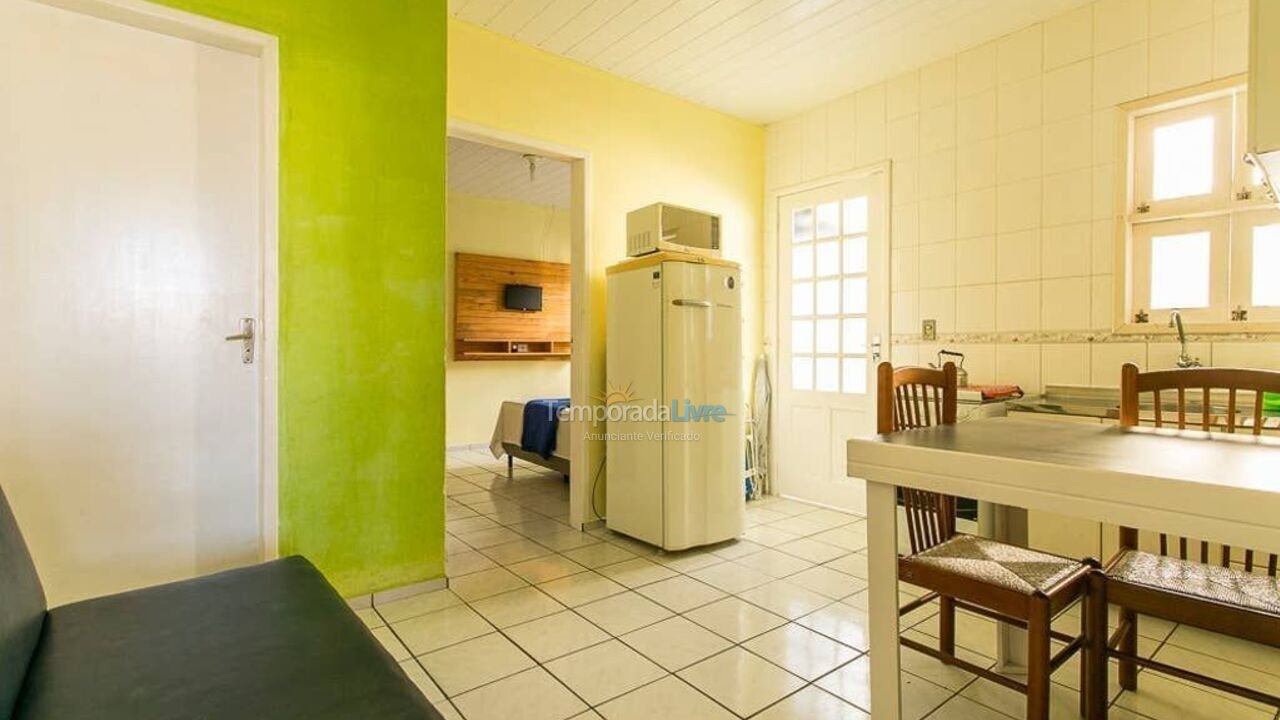 Apartamento para aluguel de temporada em Florianópolis (Barra da Lagoa)