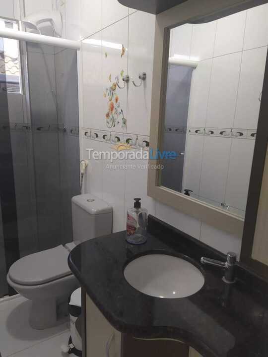Apartamento para aluguel de temporada em Bombinhas (Praia de Bombas)