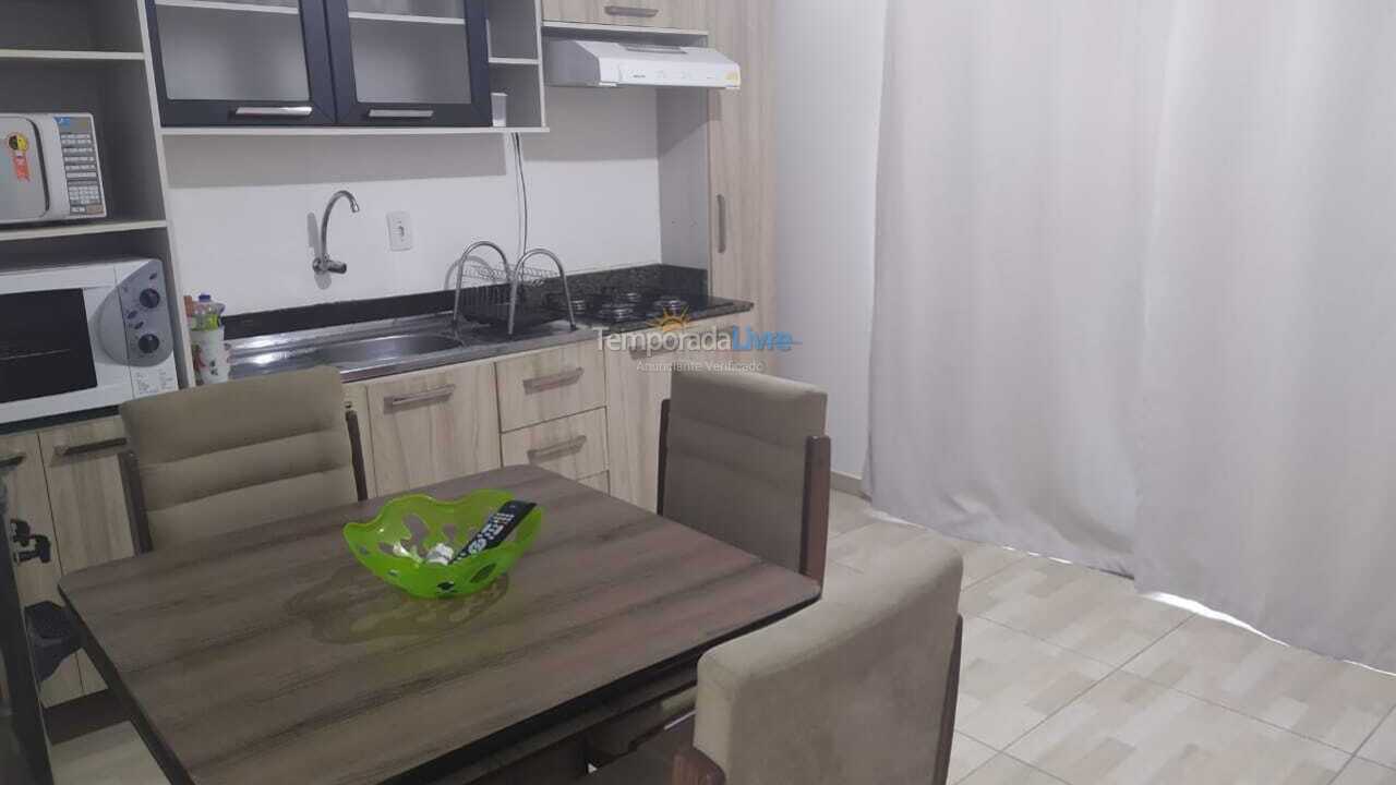 Apartamento para aluguel de temporada em Bombinhas (Praia de Bombas)