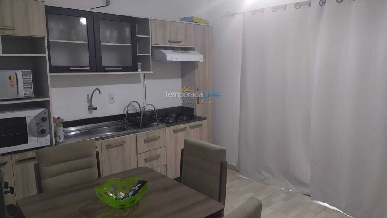 Apartamento para aluguel de temporada em Bombinhas (Praia de Bombas)