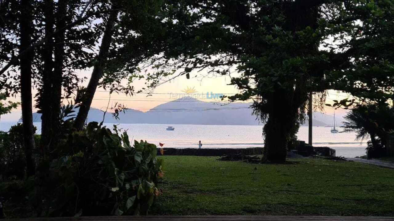 Casa para alquiler de vacaciones em Ubatuba (Enseada)