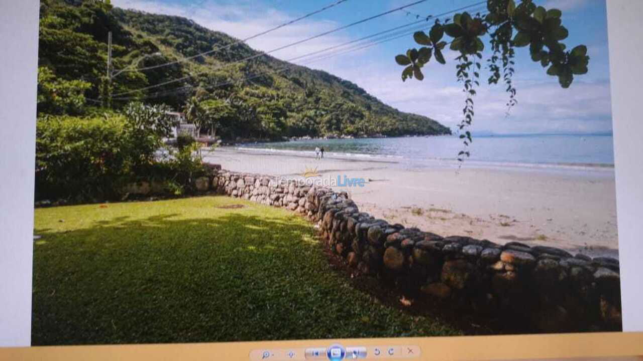 Casa para alquiler de vacaciones em Ubatuba (Enseada)