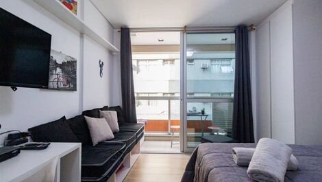 Apartments close to shopping Frei Caneca STAYS 704