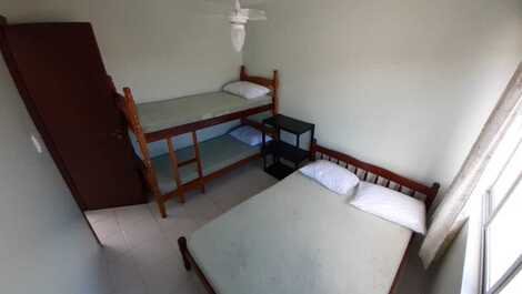 Quarto 1 - 1 cama casal e 1 beliche - com ventilador de teto