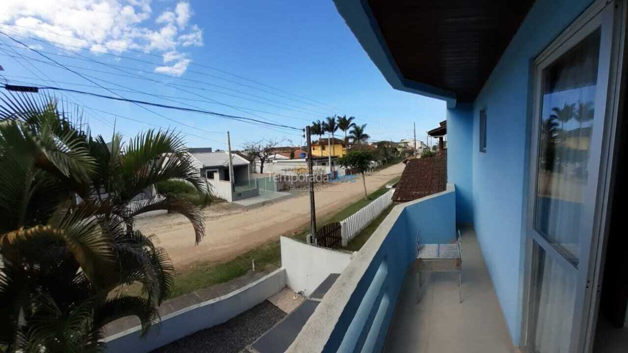 Apartamento para aluguel de temporada em Itapoá (Barra do Saí)