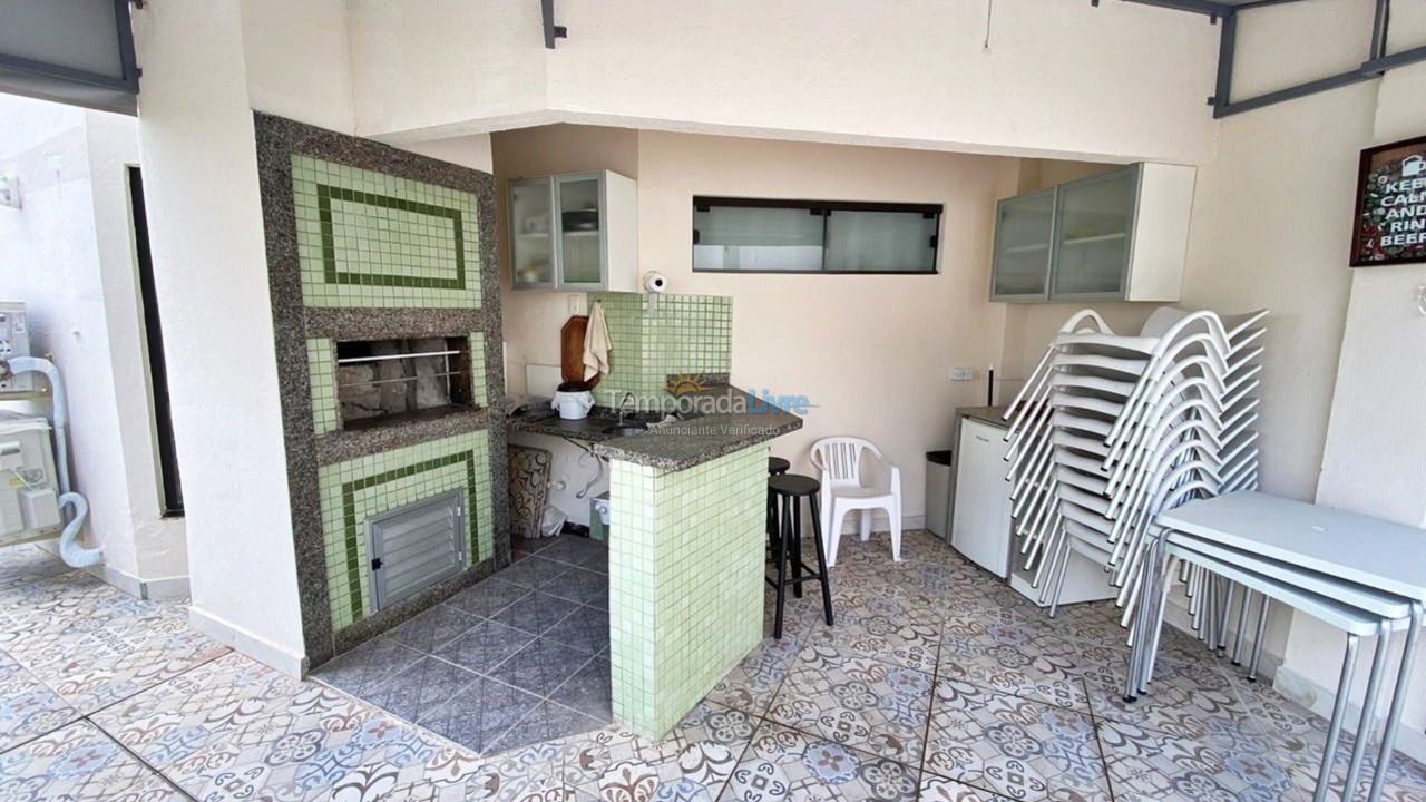 Apartamento para aluguel de temporada em Balneário Camboriú (Praia Central)