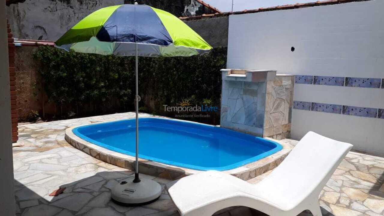 Casa para aluguel de temporada em Itanhaém (Bopiranga)