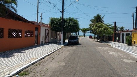Rental of beach house 50 meters from the beach