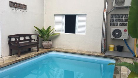 Itaguá with pool for up to 7 people