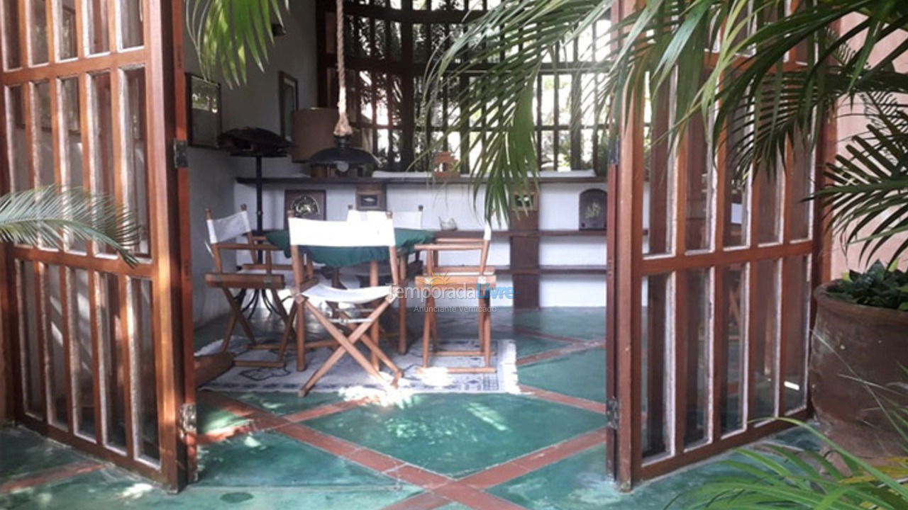 Casa para aluguel de temporada em Caraguatatuba (Praia de Tabatinga)