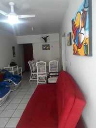 Apto 2 Dorm, 5 minutos a pé do mar, 2 ar nos quartos,churr, 8 Pessoas