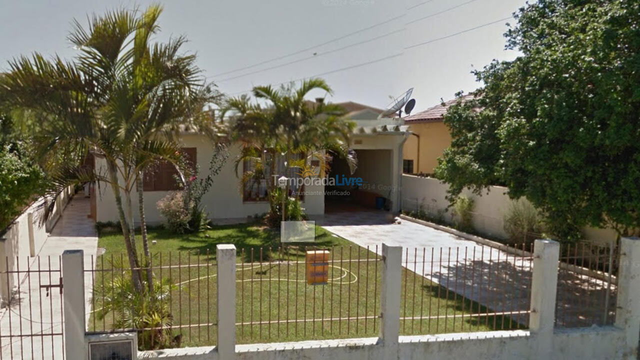 House for vacation rental in Imbituba (Praia da Vila)