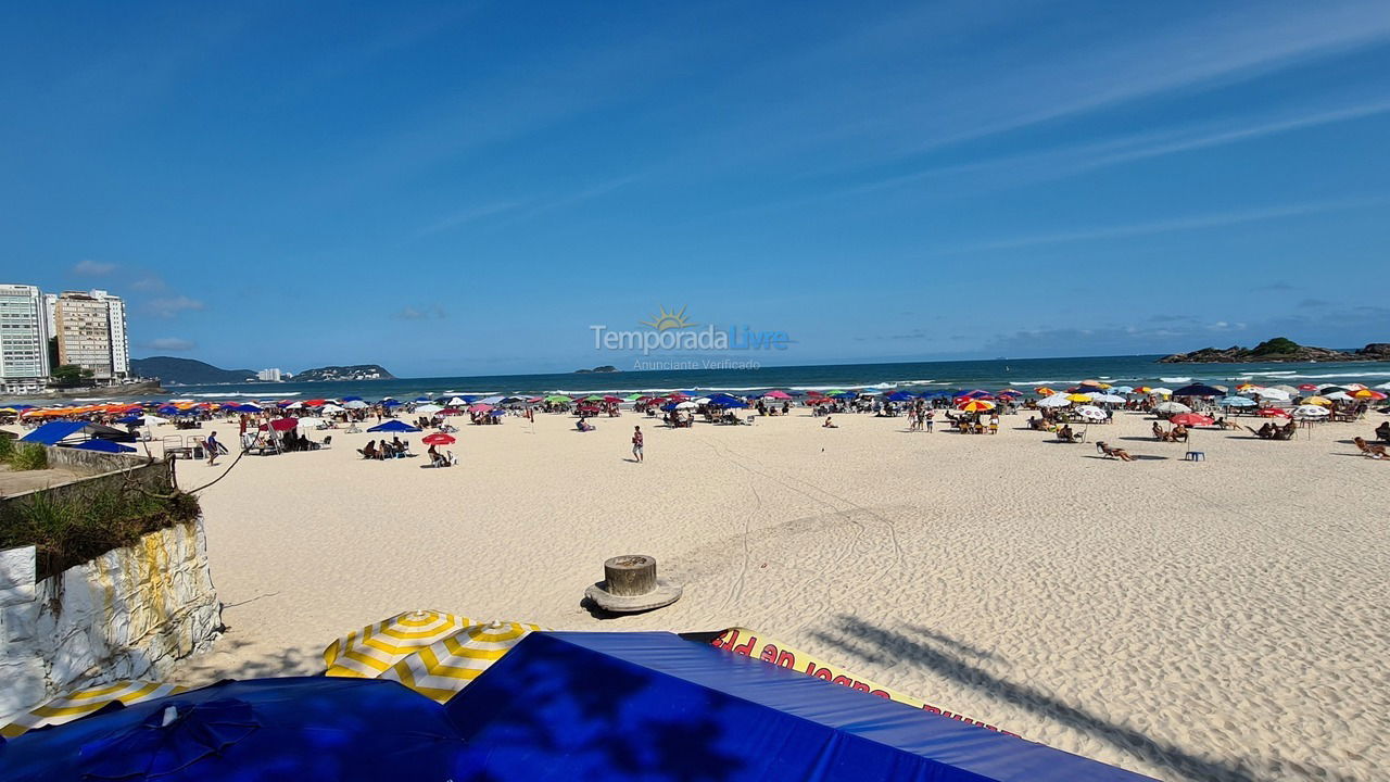 Apartamento para aluguel de temporada em Guarujá (Pitangueiras)