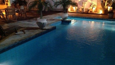Casa con piscina junto al mar en Cabo Frio, Sky * WI-FI y Netflix