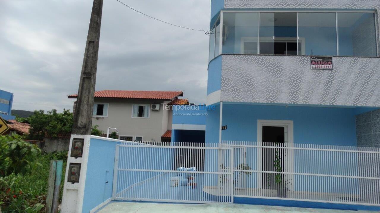 Apartamento para alquiler de vacaciones em Bombinhas (Praia de Bombas)