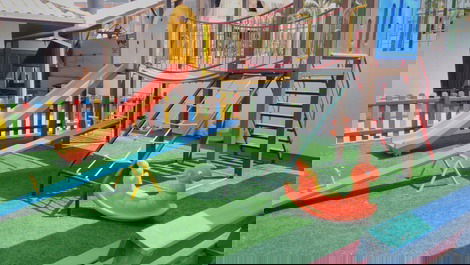 Apartamento 02 dormitorios (suite) a 100 metros do mar