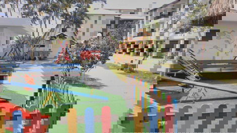 Apartamento 02 dormitorios (suite) a 100 metros do mar