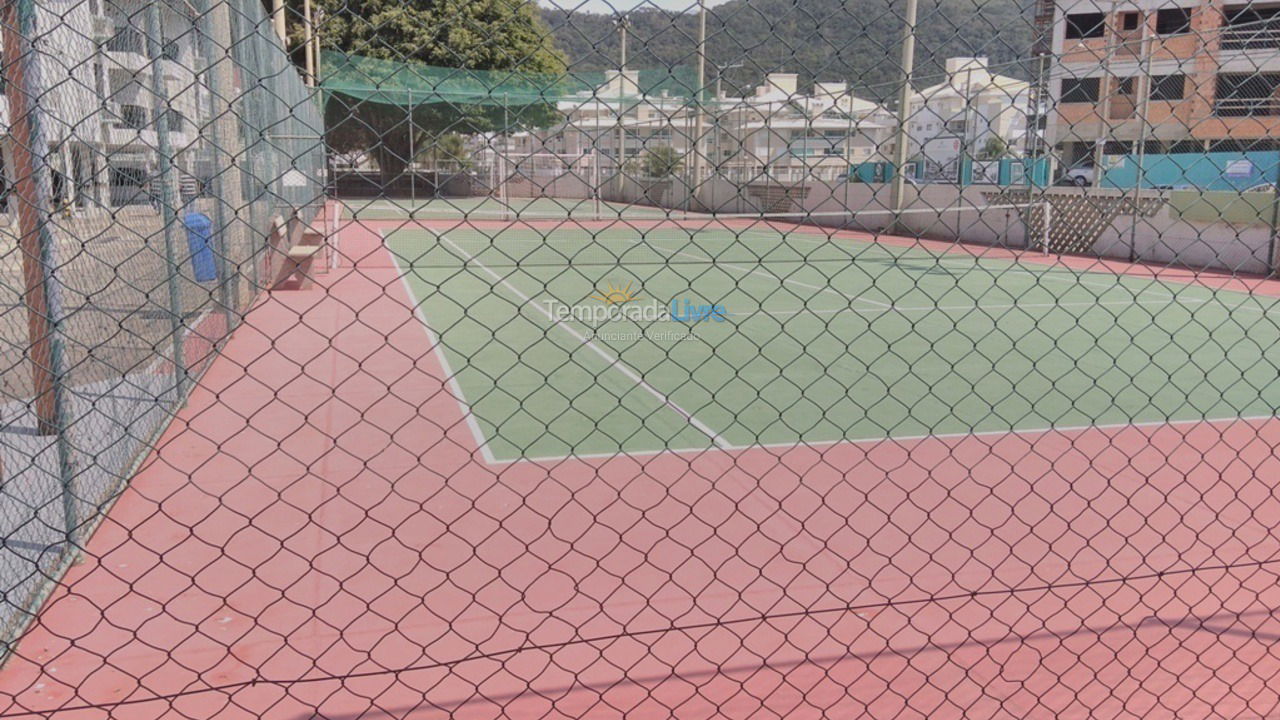 Apartamento para aluguel de temporada em Florianopolis (Praia dos Ingleses)