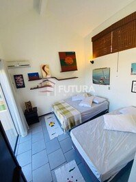 HOUSE WITH SWIMMING POOL FOR SEASONAL RENTAL - MARISCAL BOMBINHAS SC (LC112F)
