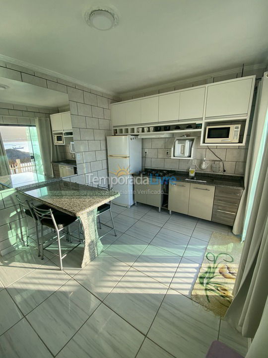 House for vacation rental in Florianópolis (Pântano do Sul)
