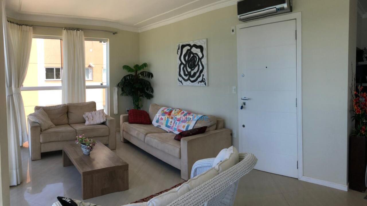 Apartment for vacation rental in Itapema (Meia Praia)