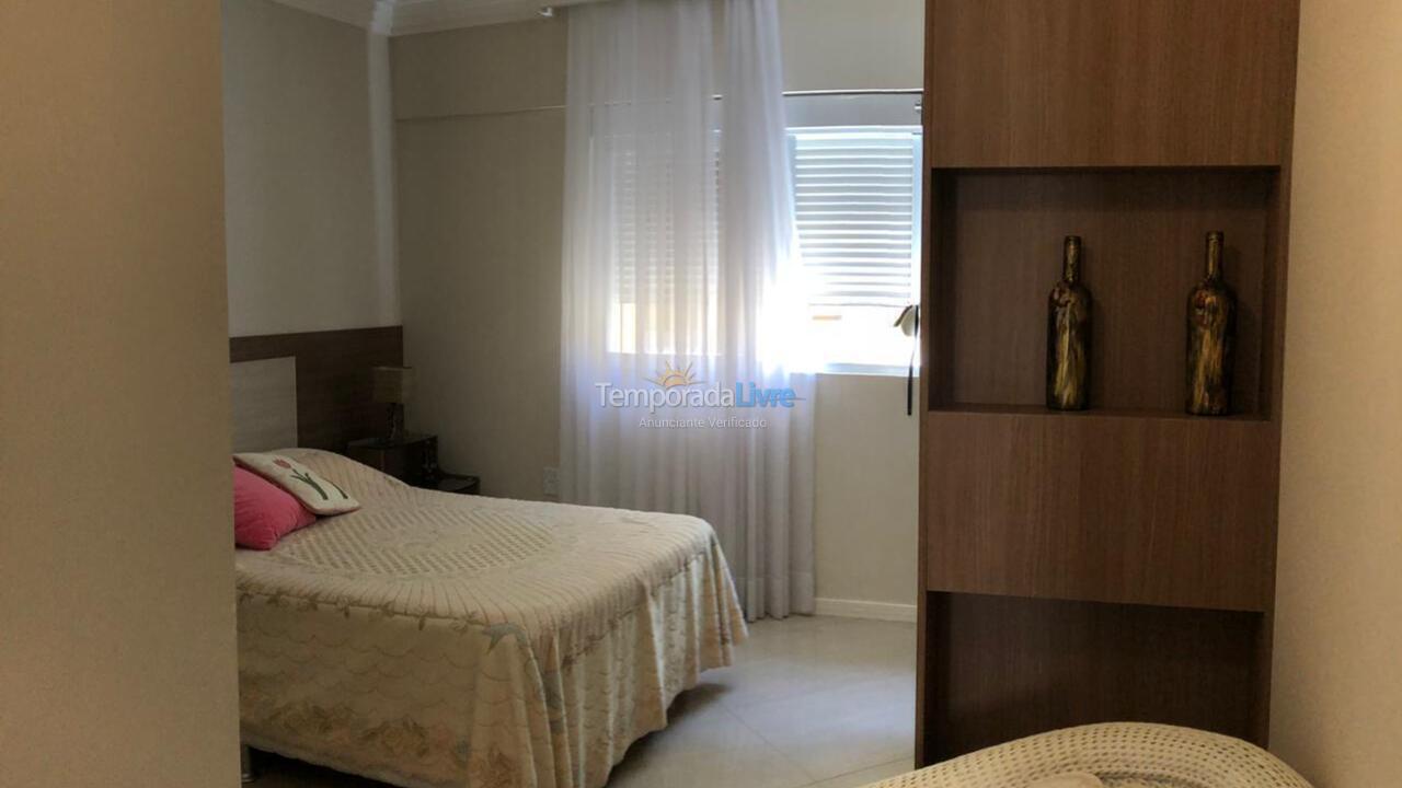 Apartamento para alquiler de vacaciones em Itapema (Meia Praia)