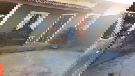Casa de temporada a 50m da areia na praia do Bopiranga Itanhaém