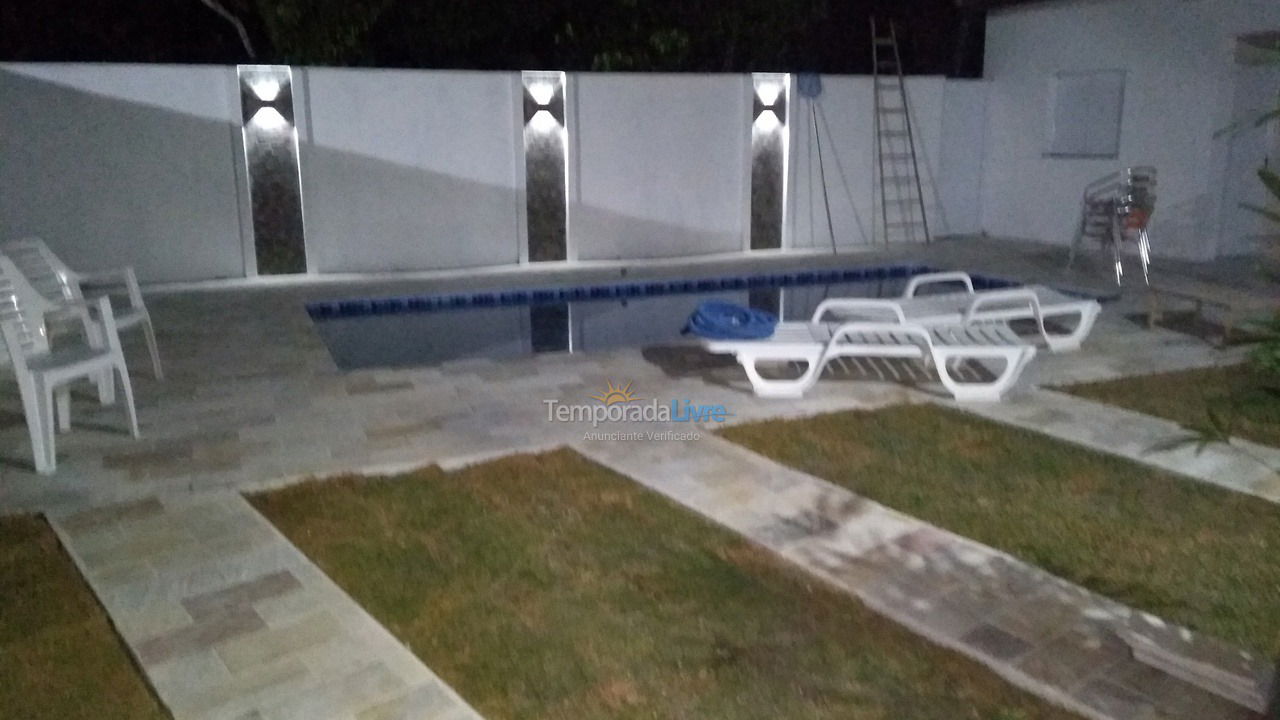 Casa para aluguel de temporada em Bertioga (Riviera de São Lourenço)