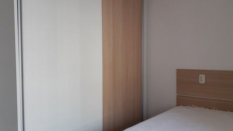 A solo 150 metros del mar Apartamento en Meia Praia Itapema SC