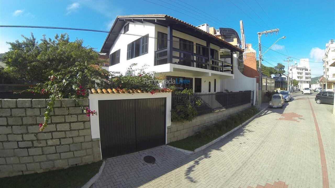 Casa para alquiler de vacaciones em Bombinhas (Praia de Bombinhas)