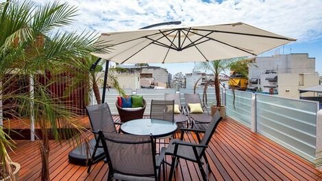 High Luxury Penthouse with Terrace, BBQ and Pool - 4 Bedrooms