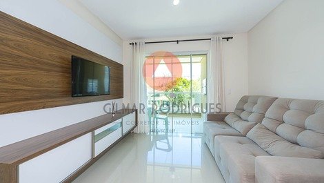 3 bedroom apartment 50 meters from the beach