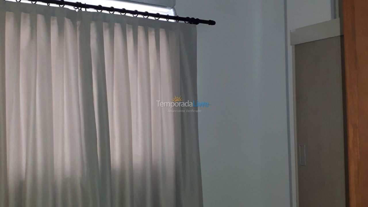 Apartment for vacation rental in Itapema (Meia Praia)