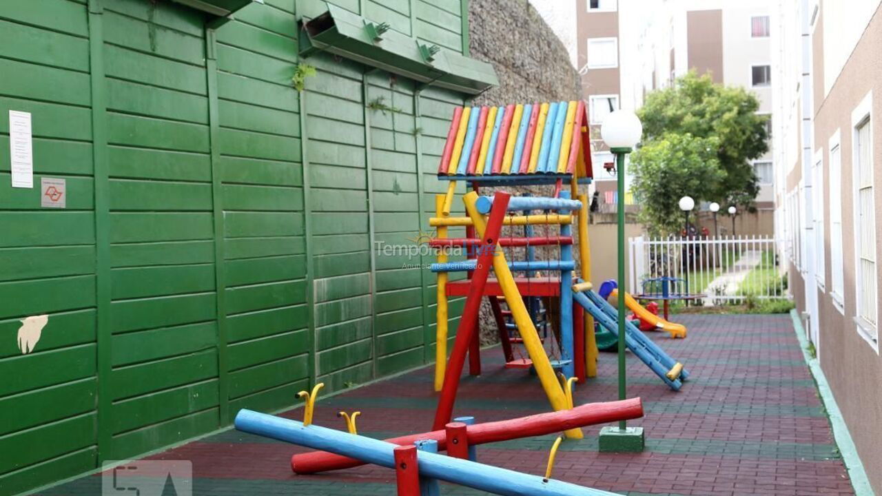 Casa para aluguel de temporada em Taboão da Serra (Parque Maraba)