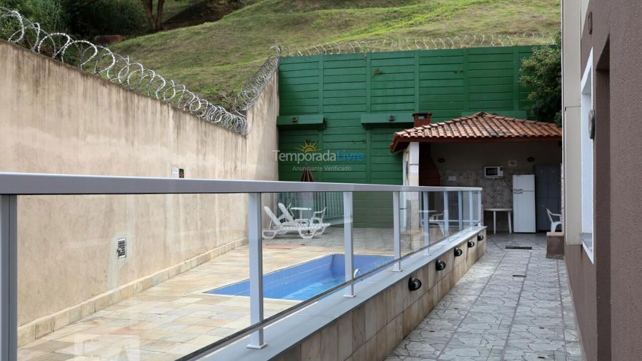 Casa para alquiler de vacaciones em Taboão da Serra (Parque Maraba)